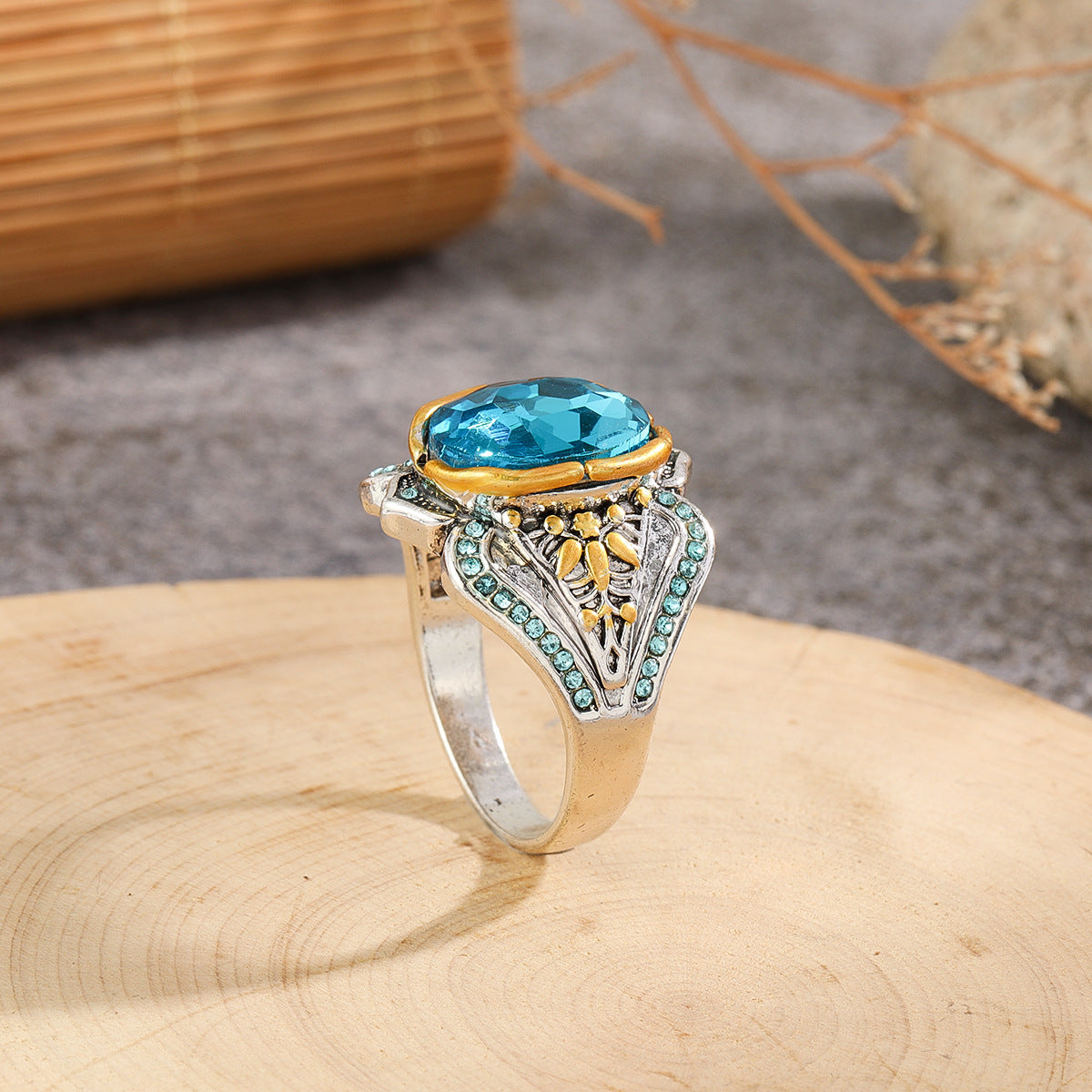 Stunning Ring for Daily Wear