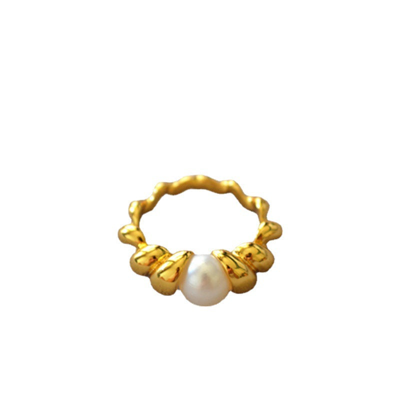 Elegant Gold Ring for Every Occasion
