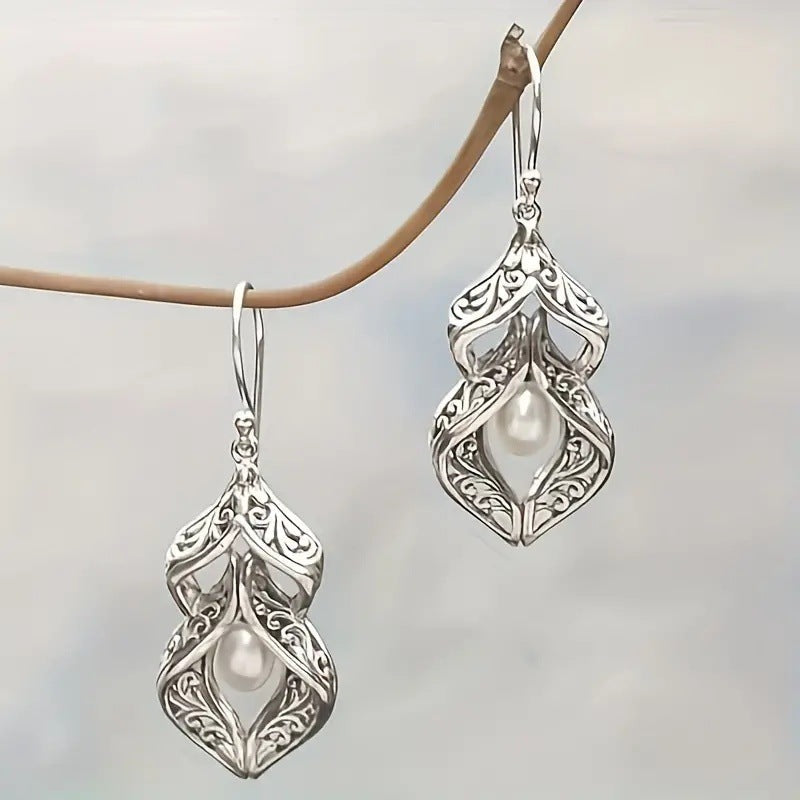 Charming Pearl Earring for Any Occasion