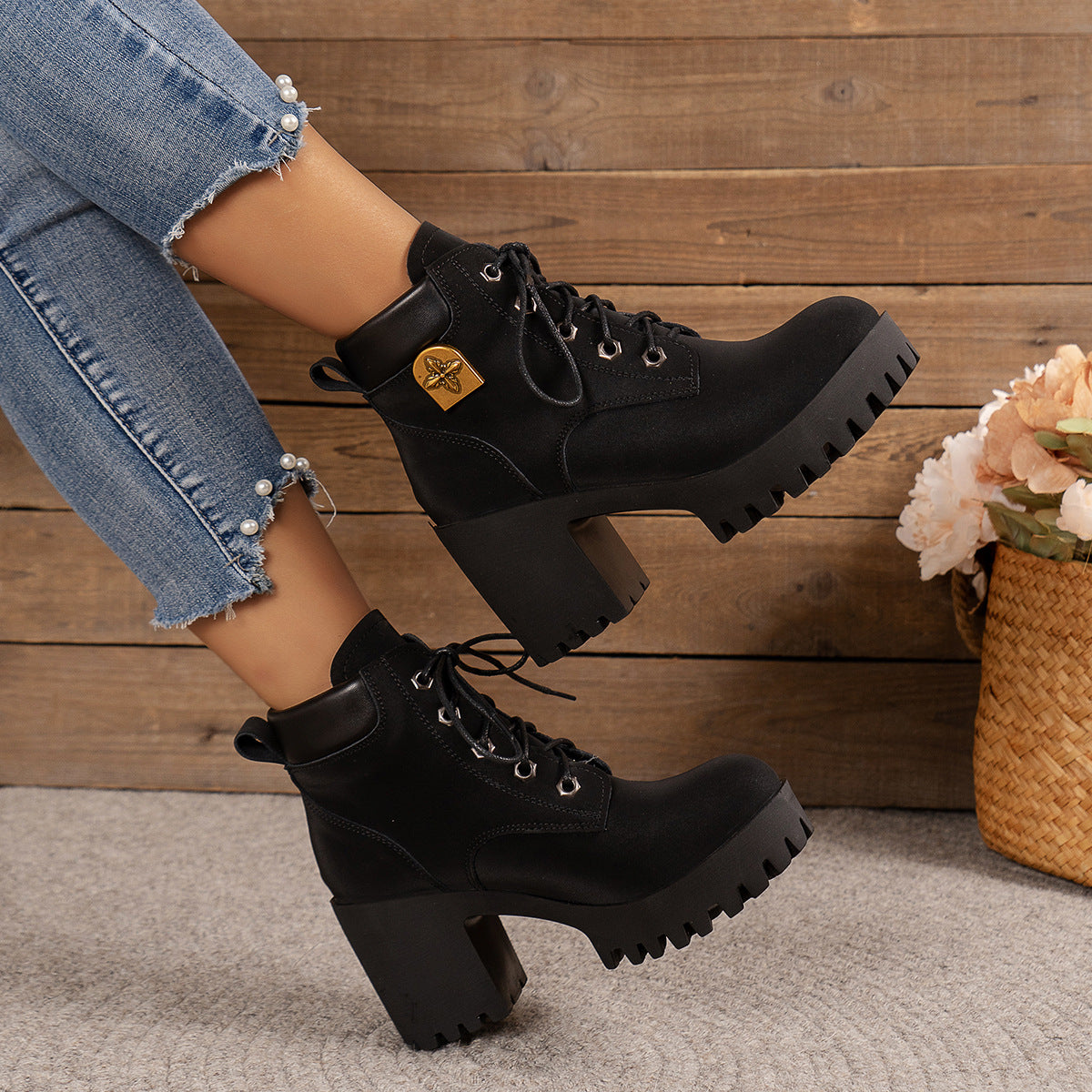 Graceful Orthopedic Boots for Modern Look