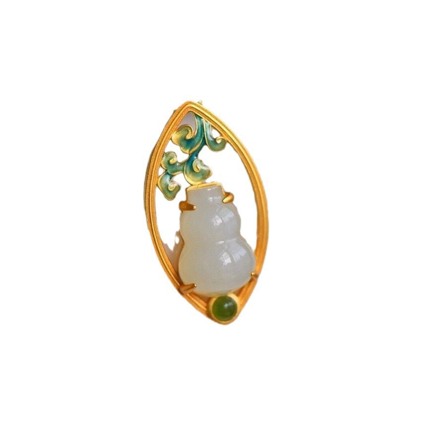 Beautiful Silver Pendant with Unique Style