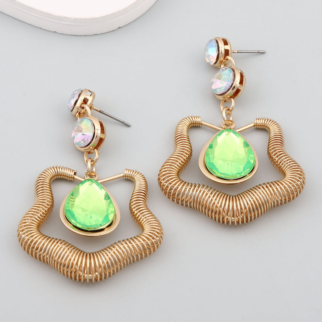 Charming Earring for Any Occasion