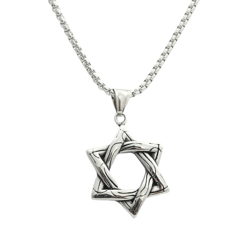 Charming Pendant for Any Occasion