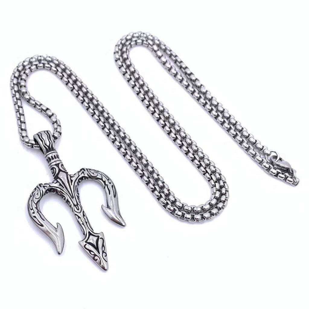 Classic Pendant with Timeless Appeal