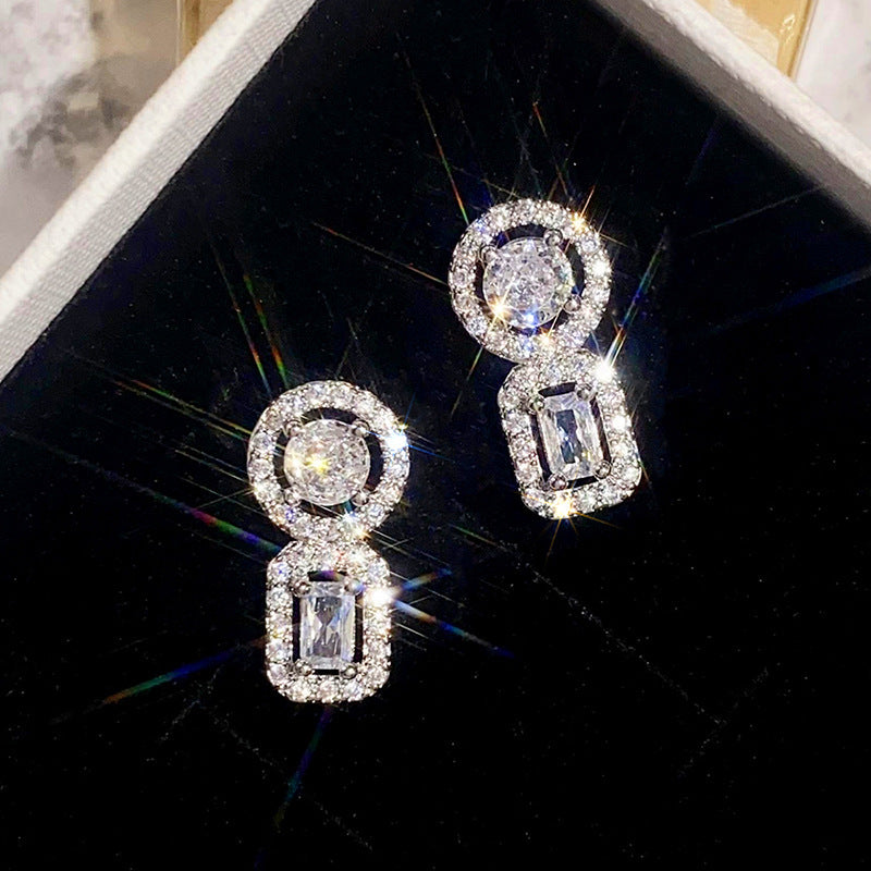 Elegant Earring for Every Occasion
