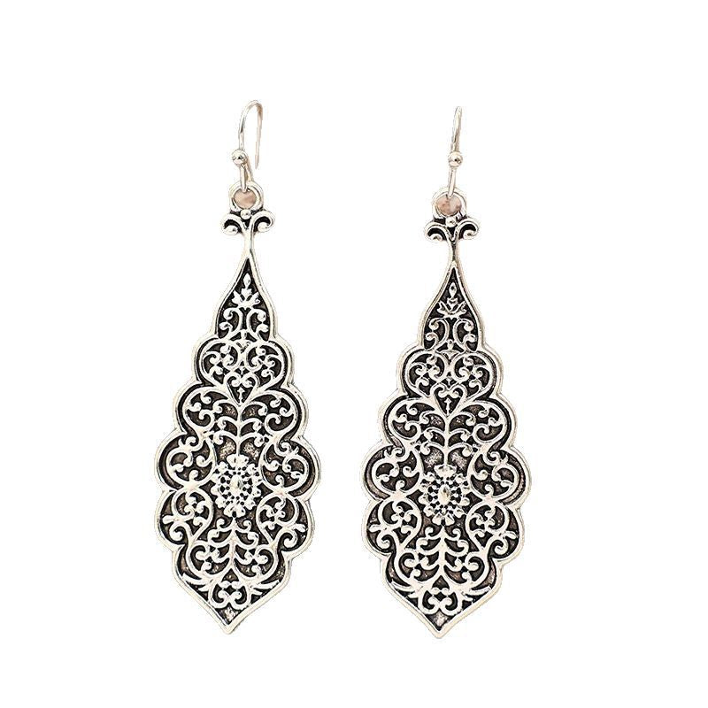 Classic Earring with Timeless Appeal