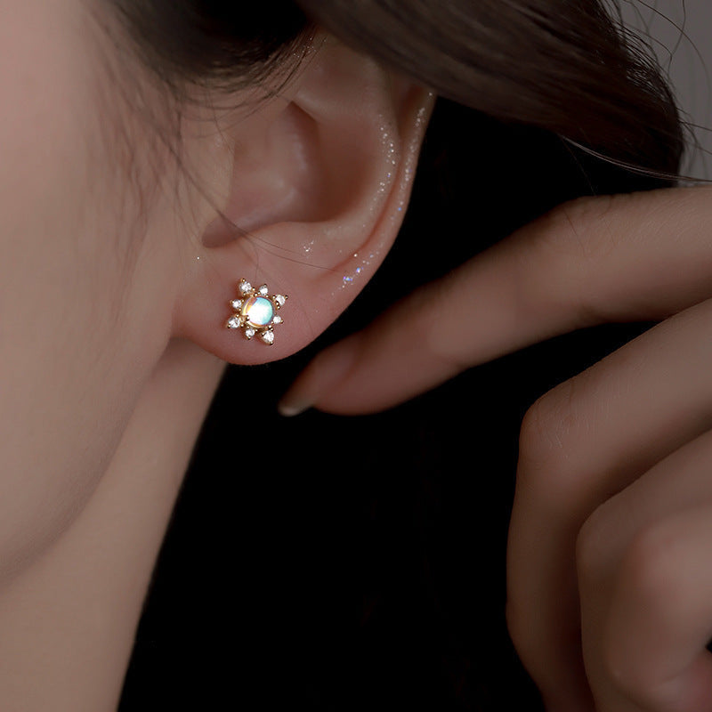 Charming Earring for Any Occasion