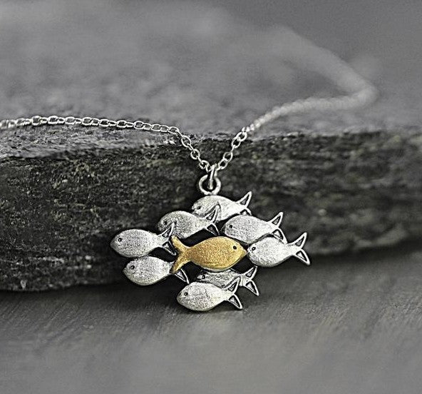 Classic Gold Necklace with Timeless Appeal