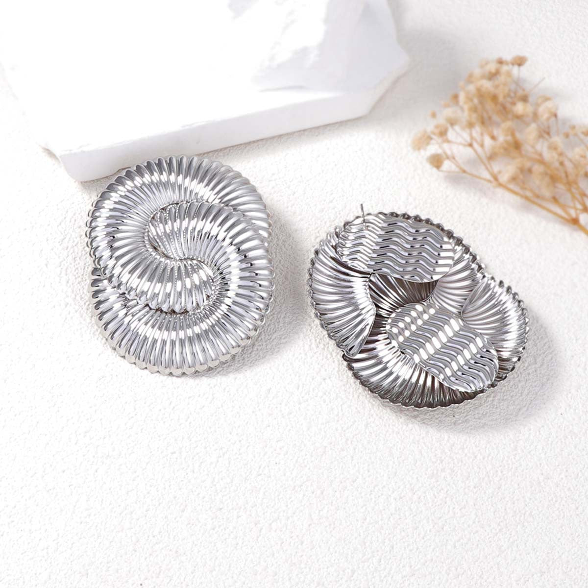 Romantic Earring for Special Moments