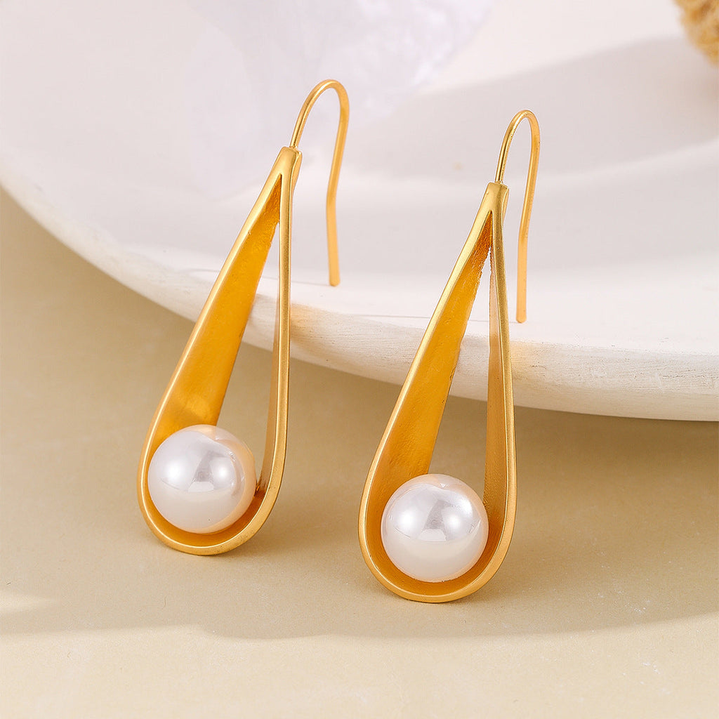Delicate Artisan Pearl Earring