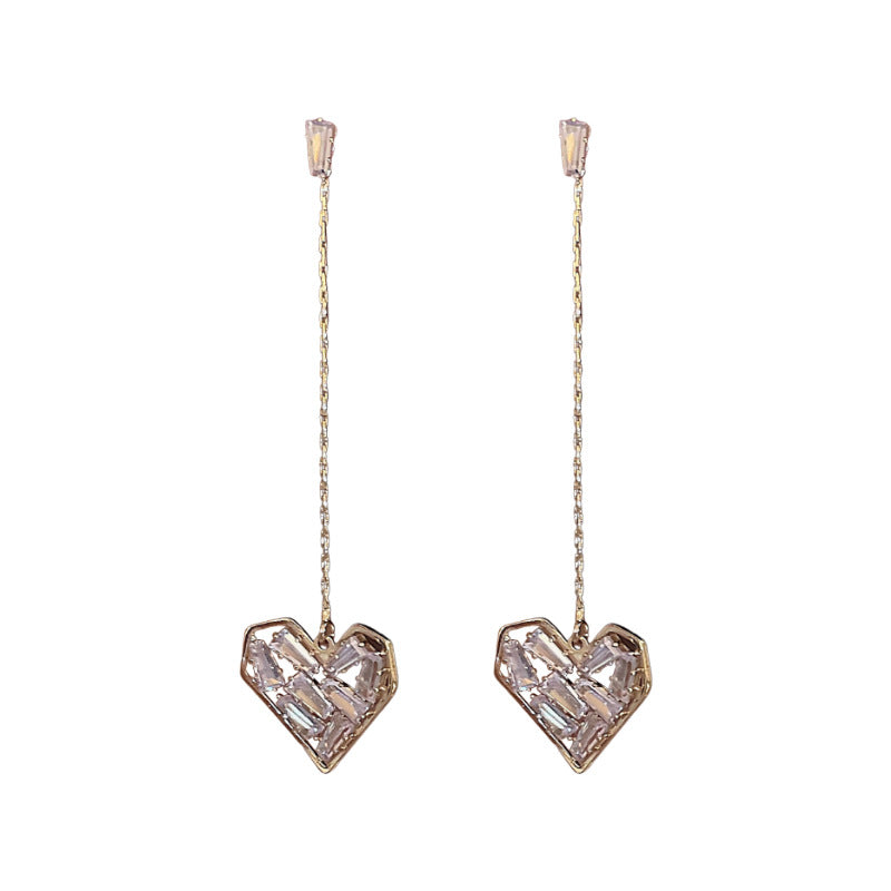 Charming Earring for Any Occasion