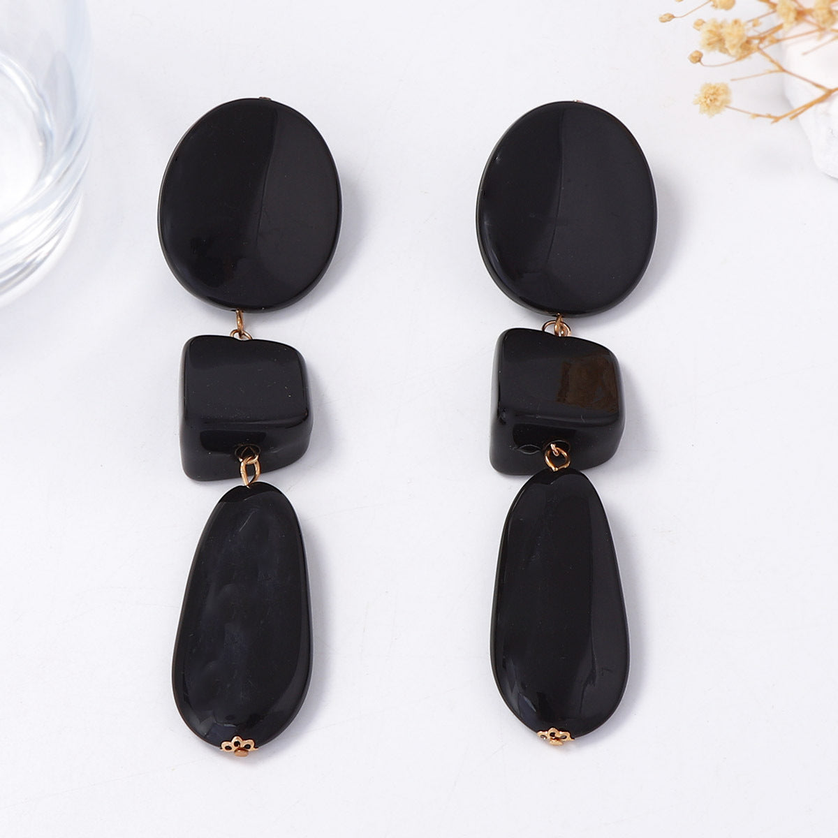 Charming Piece for Any Occasion