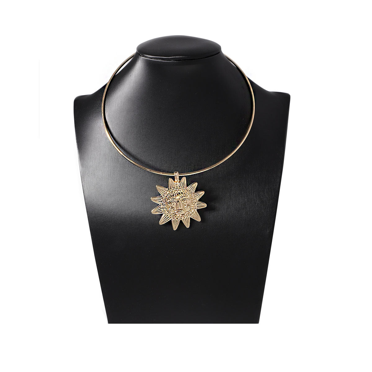 Charming Pendant for Any Occasion