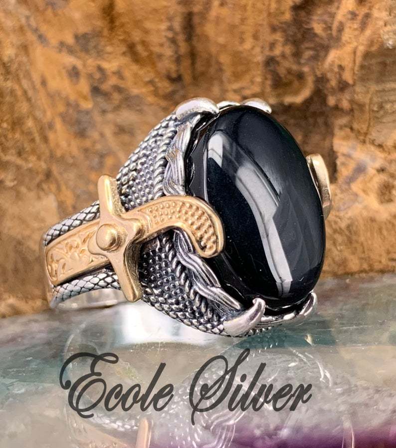 Beautiful Silver Bracelet with Unique Style