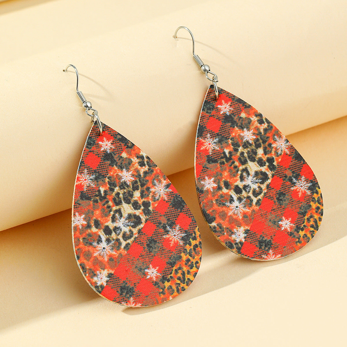 Charming Earring for Any Occasion