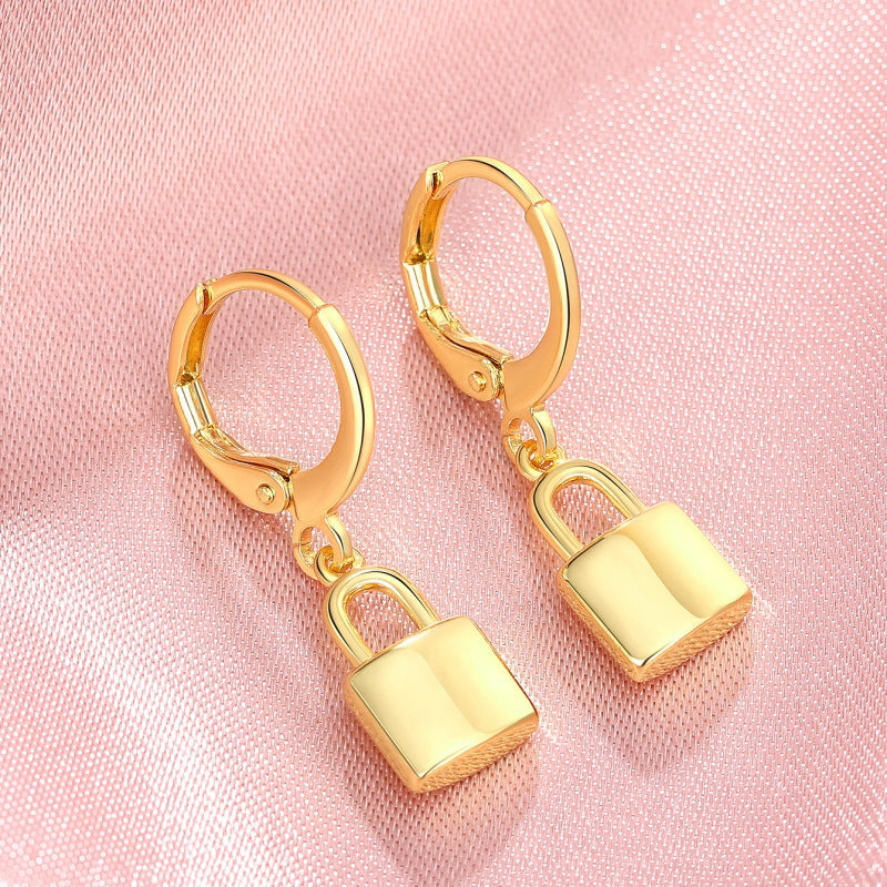 Stunning Earring for Daily Wear