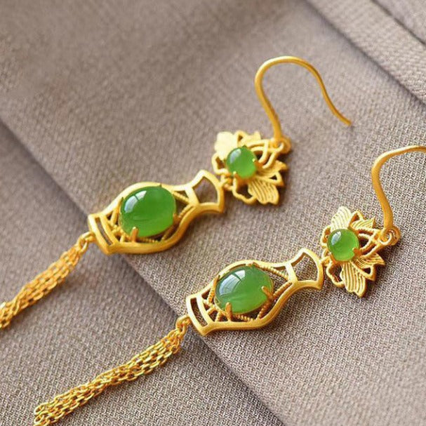 Elegant Silver Earring for Every Occasion