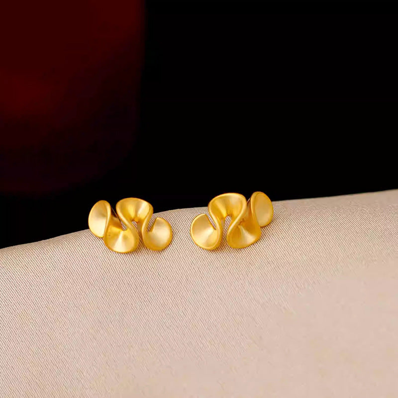 Stunning Earring for Daily Wear