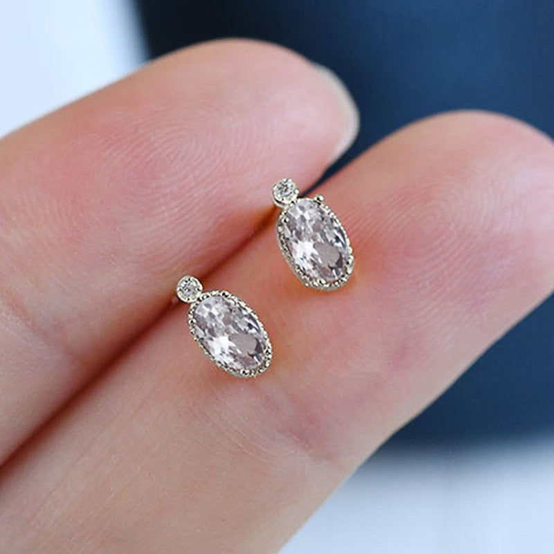 Charming Earring for Any Occasion