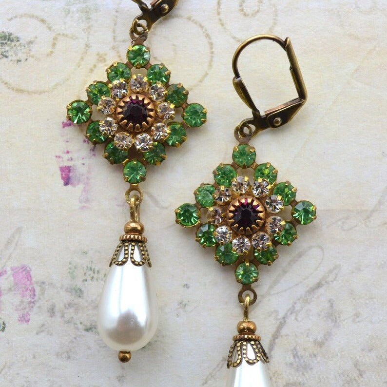 Charming Earring for Any Occasion