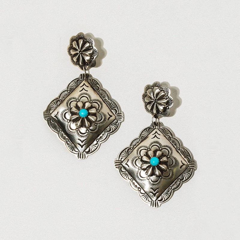 Stunning Silver Earring for Daily Wear