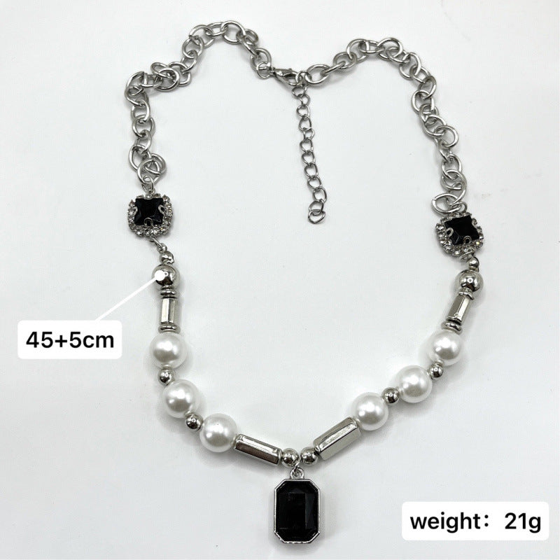 Stunning Pearl Necklace for Daily Wear