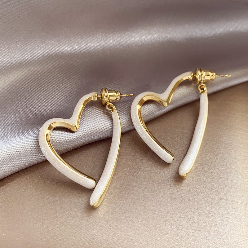 Delicate Artisan Pearl Earring