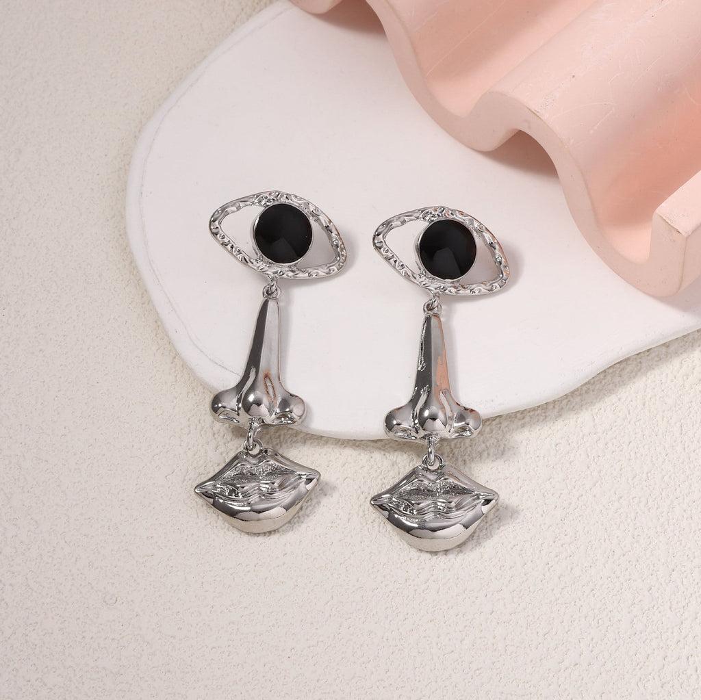 Classic Earring with Timeless Appeal
