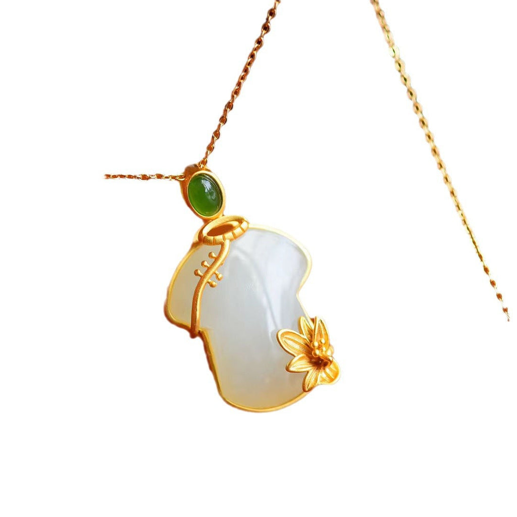 Charming Gold Necklace for Any Occasion