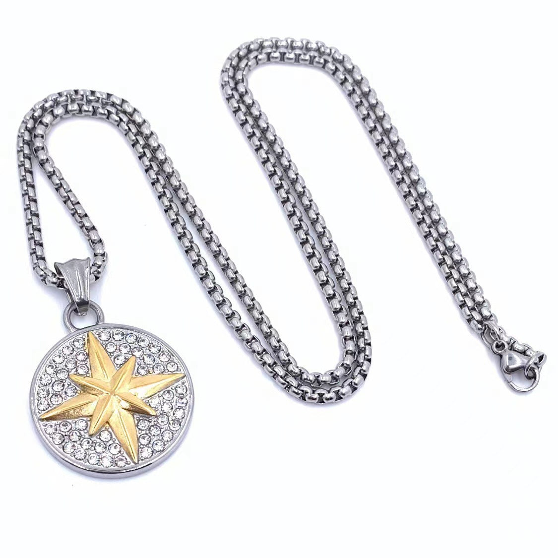 Classic Gold Pendant with Timeless Appeal