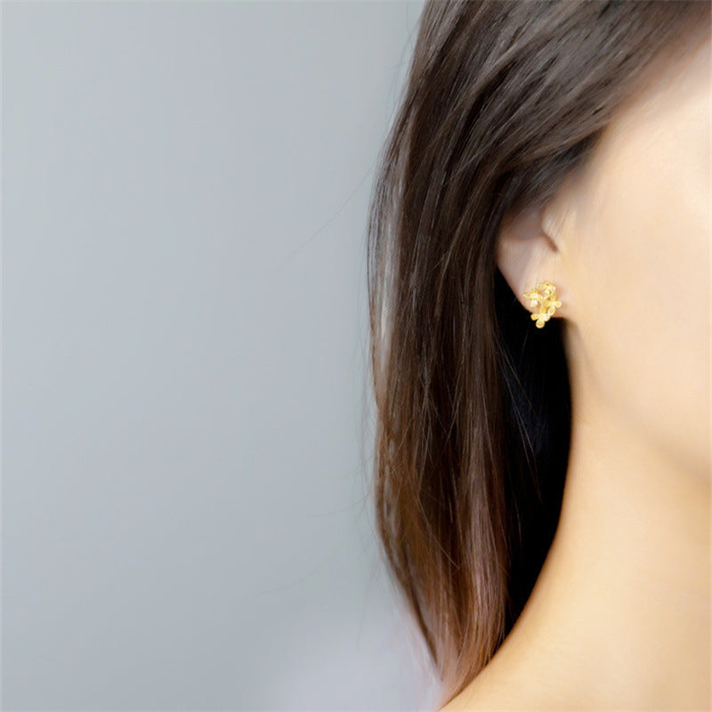 Beautiful Gold Earring with Unique Style
