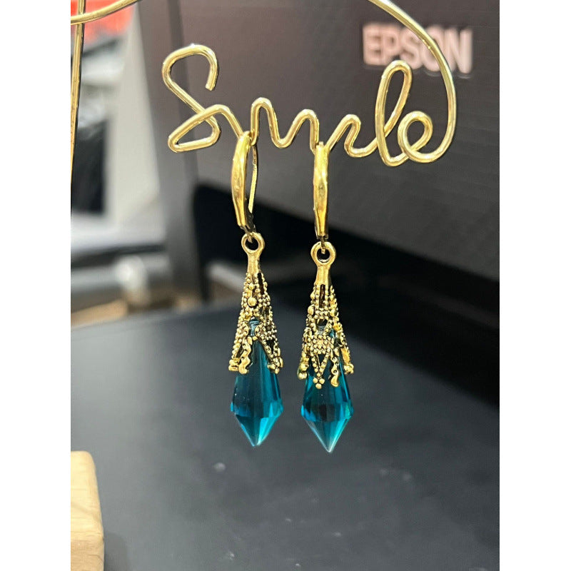 Classic Earring with Timeless Appeal