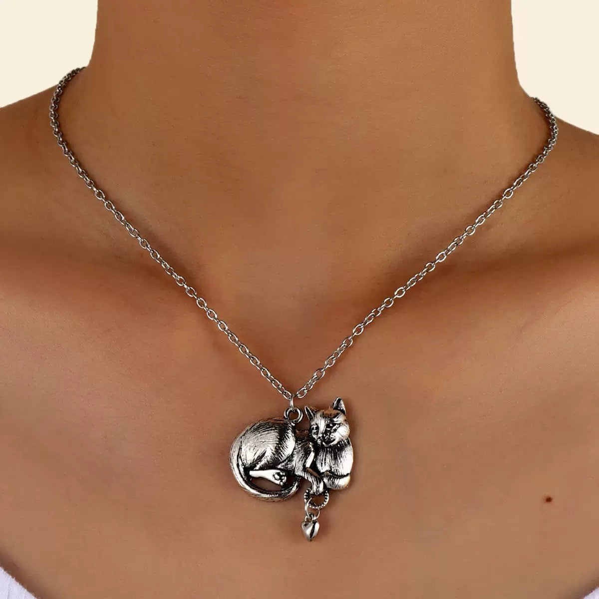 Romantic Necklace for Special Moments