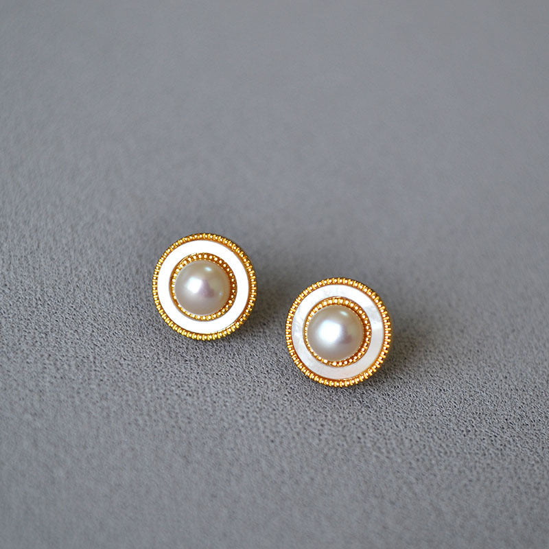 Elegant Silver Earring for Every Occasion