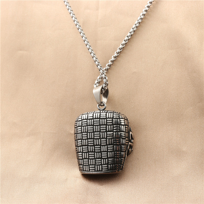 Charming Pendant for Any Occasion