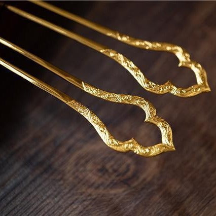 Charming Piece for Any Occasion