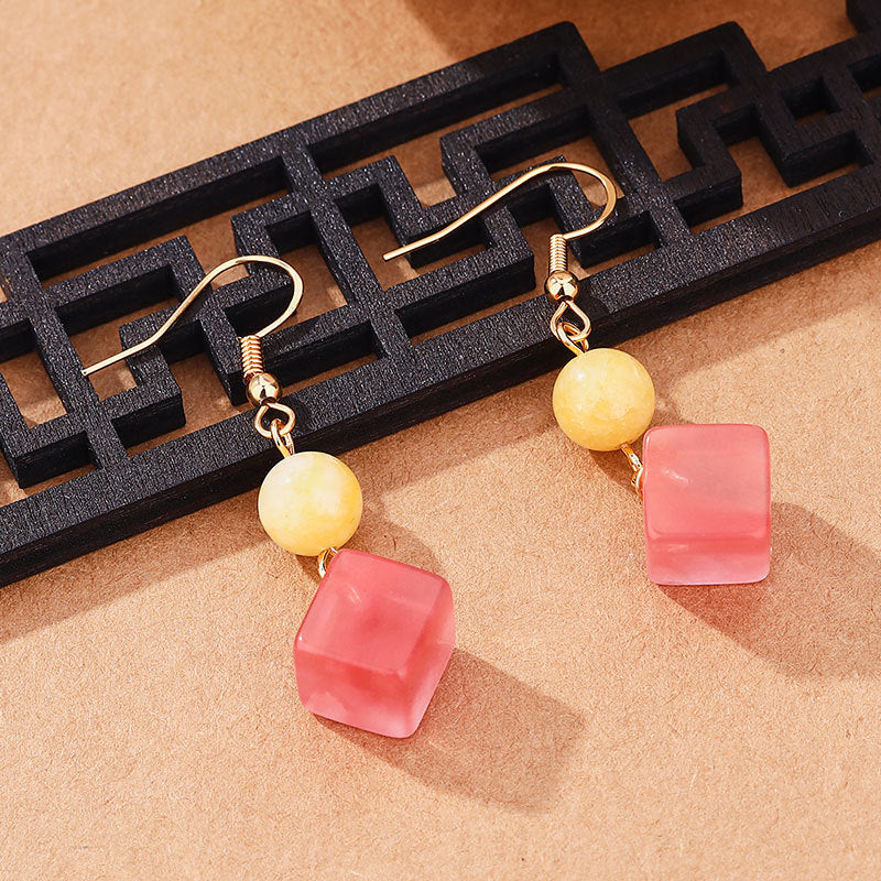 Beautiful Gold Earring with Unique Style