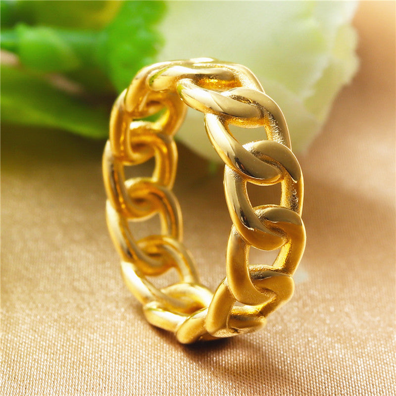 Classic Chain with Timeless Appeal