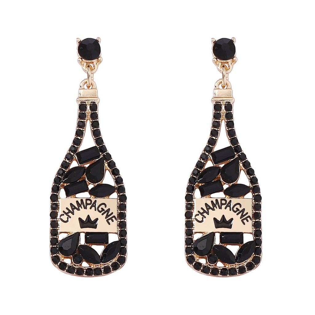 Charming Earring for Any Occasion
