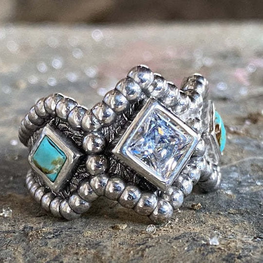 Elegant Silver Ring for Every Occasion