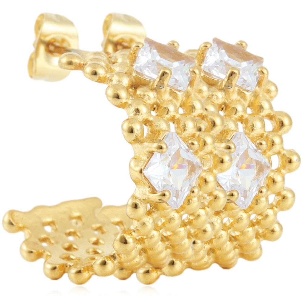 Elegant Gold Earring for Every Occasion
