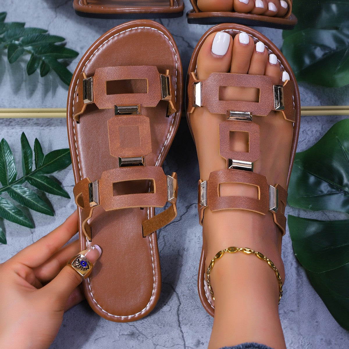 Chic Orthopedic Sandals with Unique Design