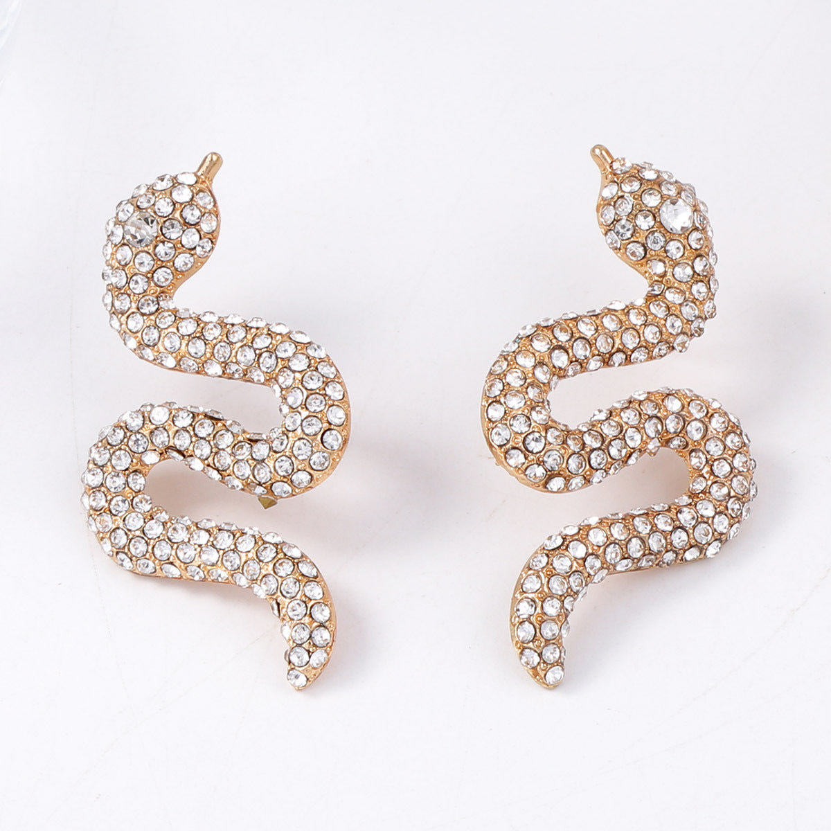 Charming Piece for Any Occasion