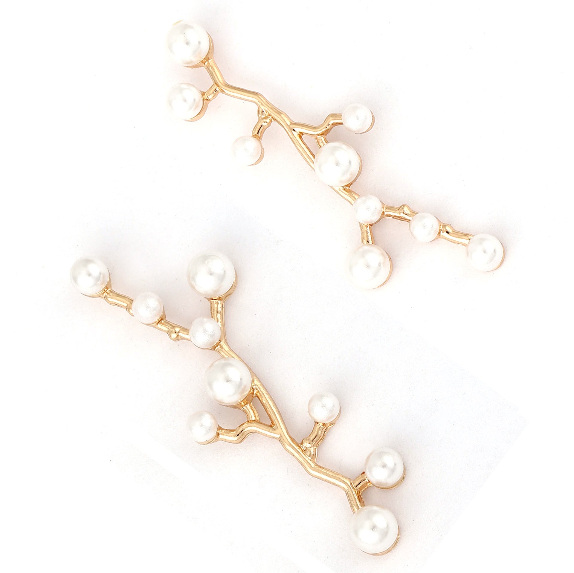 Classic Pearl Earring with Timeless Appeal