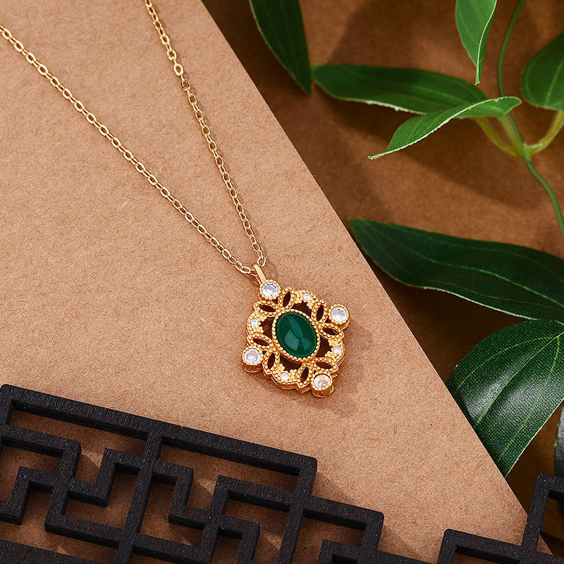 Stunning Gold Necklace for Daily Wear