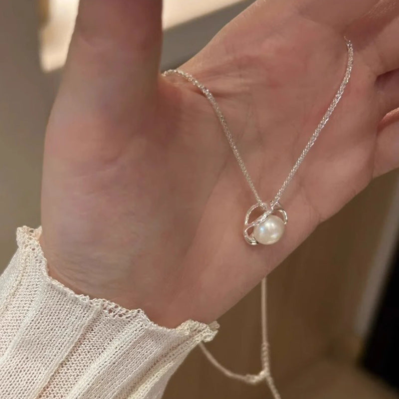 Charming Pearl Necklace for Any Occasion