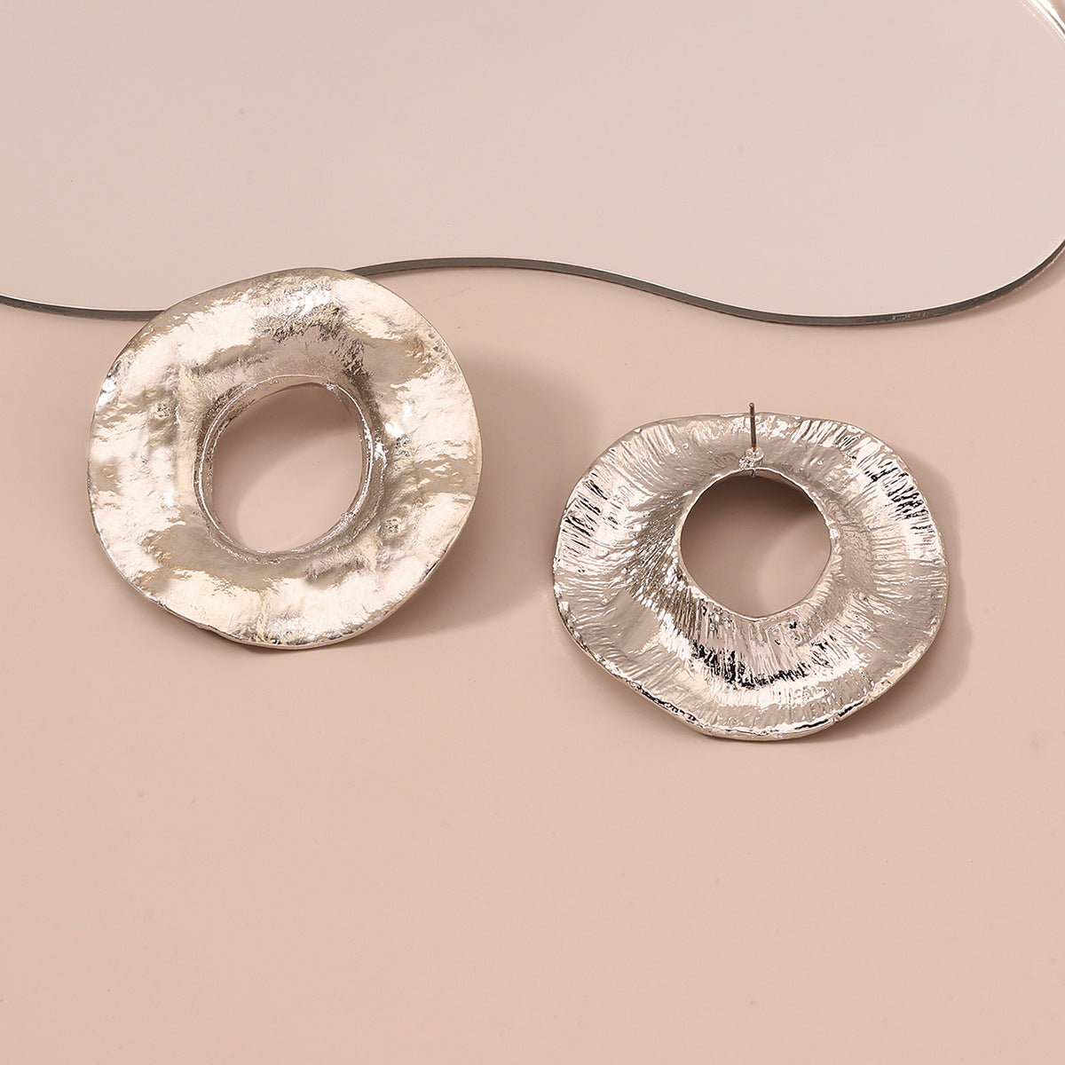 Classic Earring with Timeless Appeal