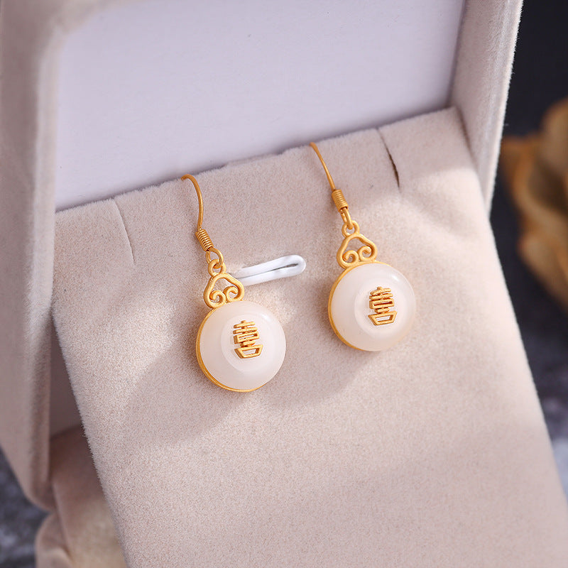 Stunning Gold Earring for Daily Wear