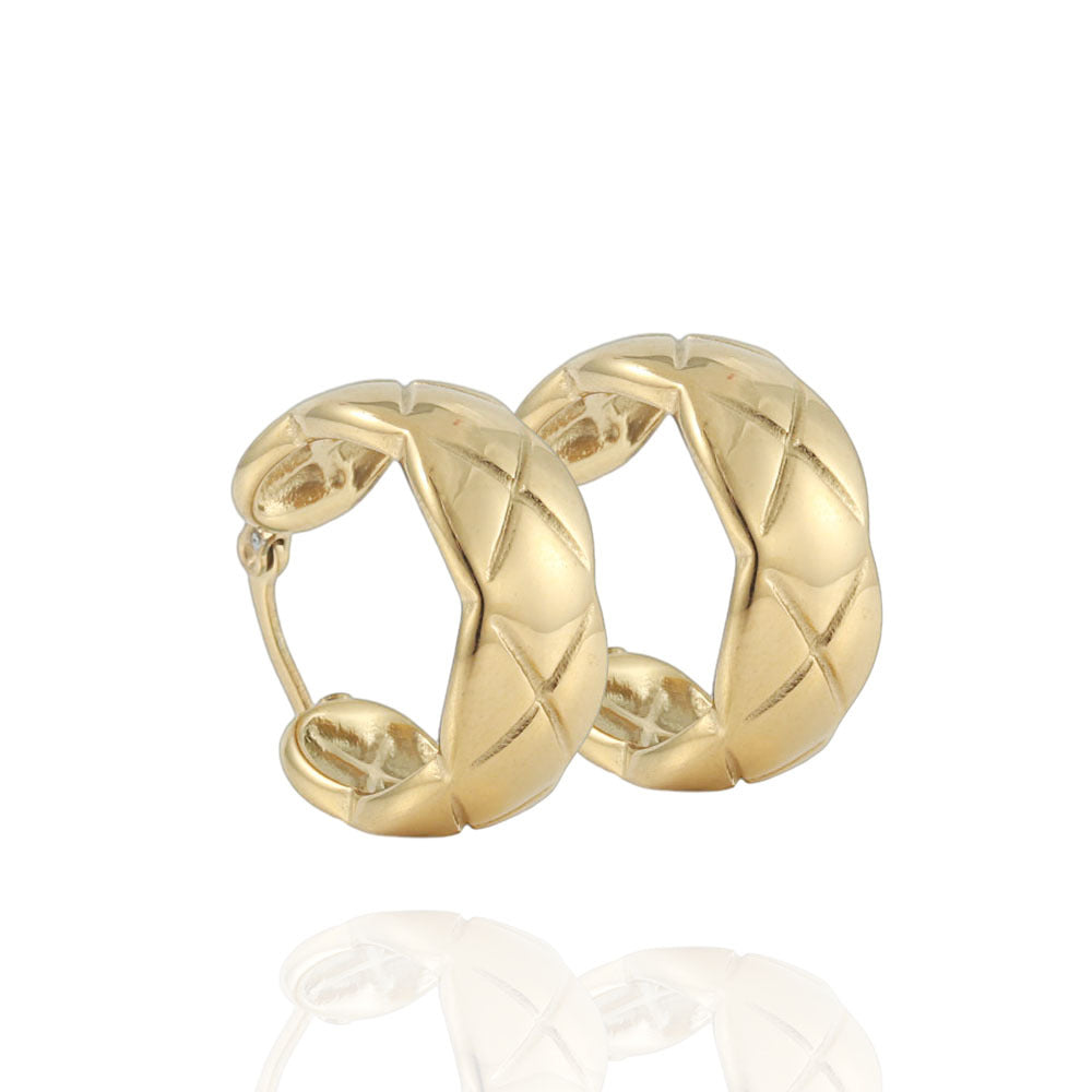 Elegant Gold Earring for Every Occasion