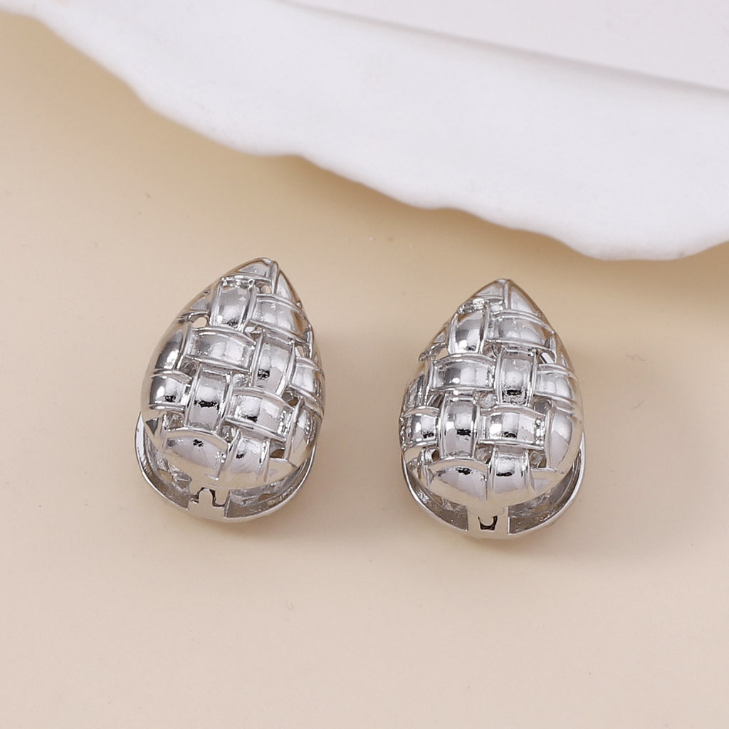 Classic Earring with Timeless Appeal